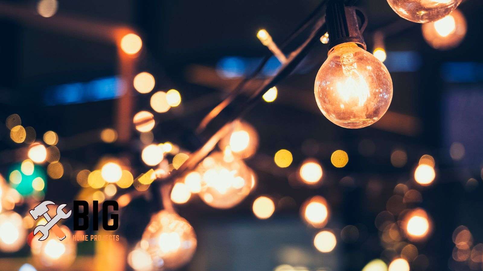 Holiday lights - bighomeprojects.com