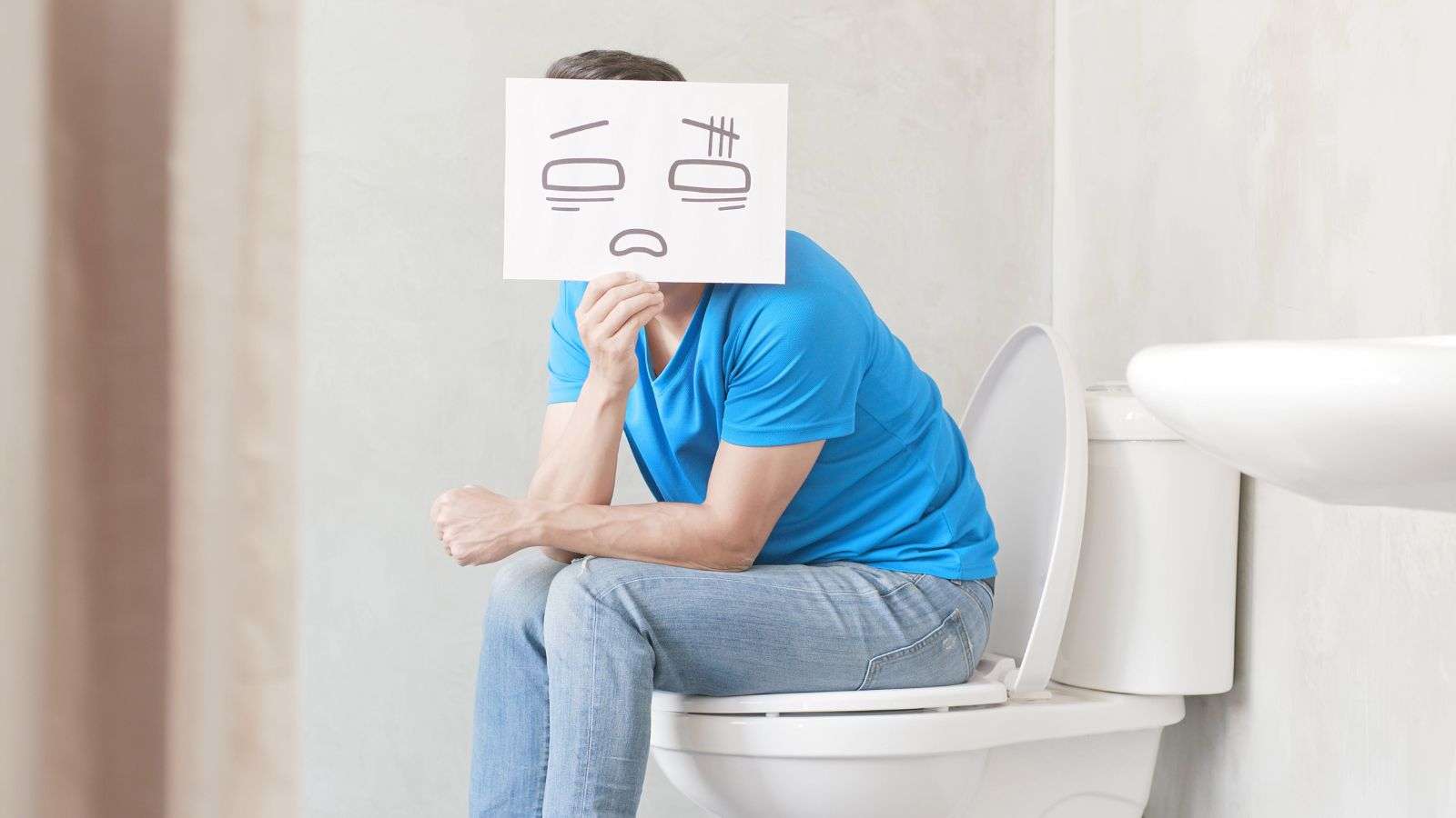 What Is the Most Common Toilet Problem: 7 Ways to Fix a Clogged Toilet