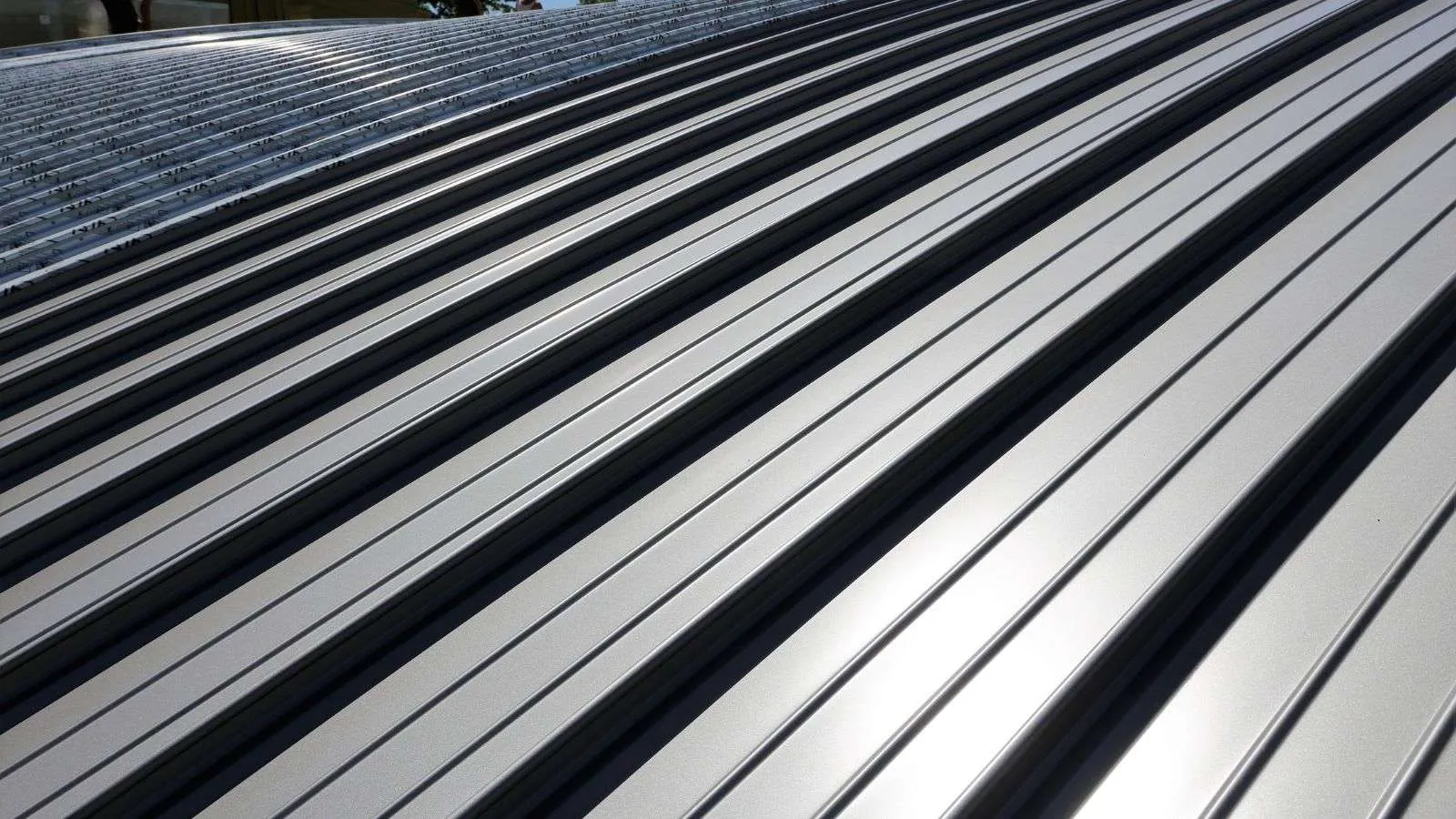 Aluminum roofing advantages and disadvantages - bighomeprojects.com
