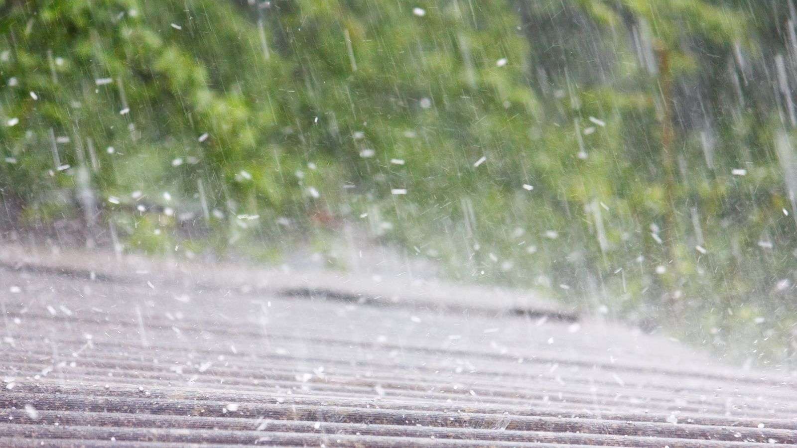 Hail and wind on an aluminum roof - bighomeprojects.com