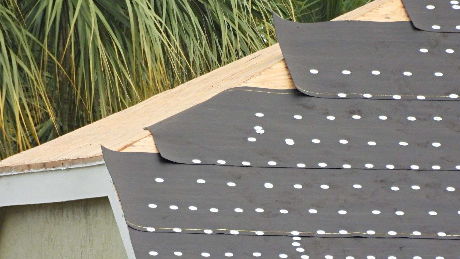 Roof underlayment - bighomeprojects.com