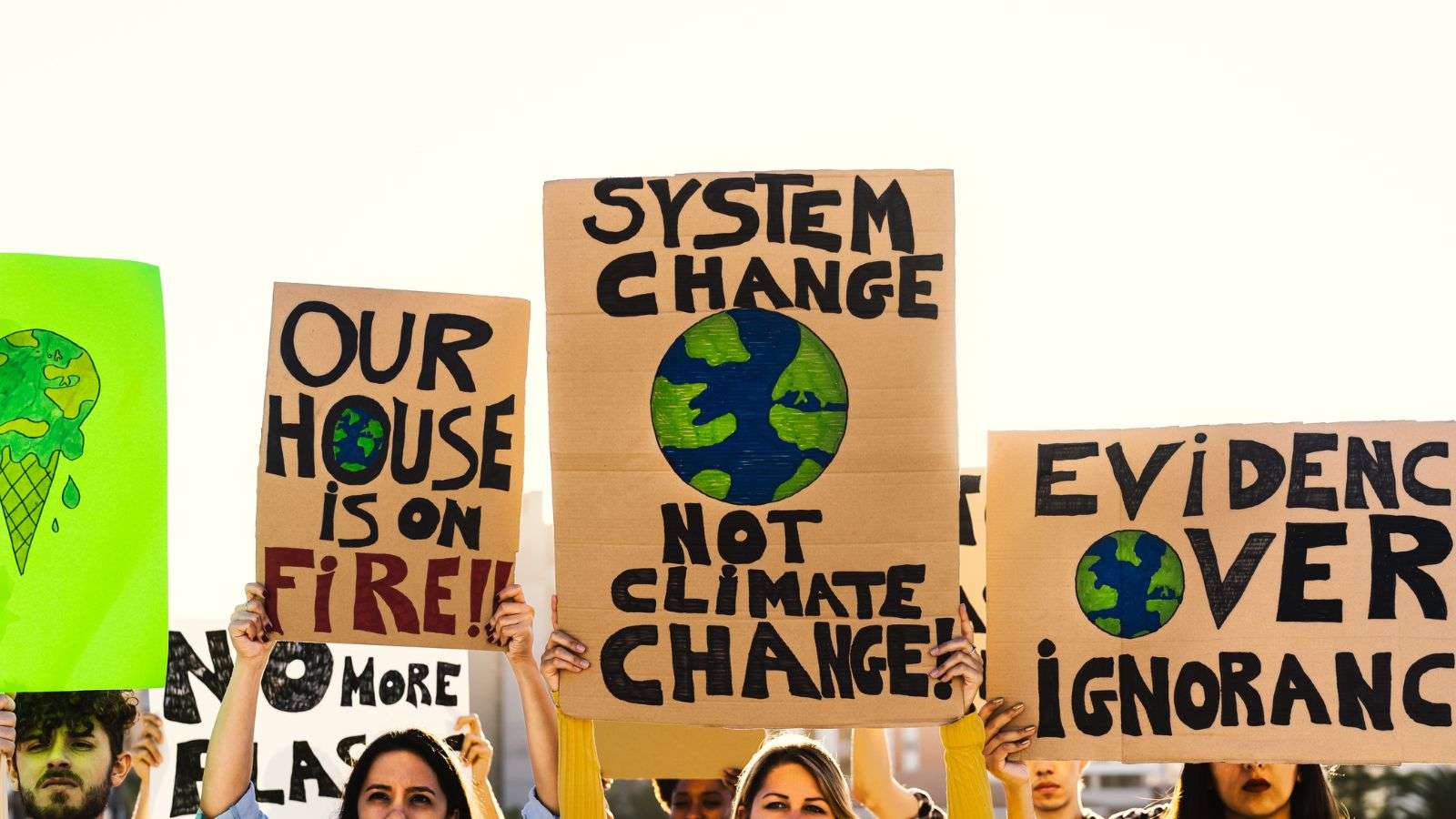 impact of global warming on roof lifespan and depreciation- bighomeprojects.com