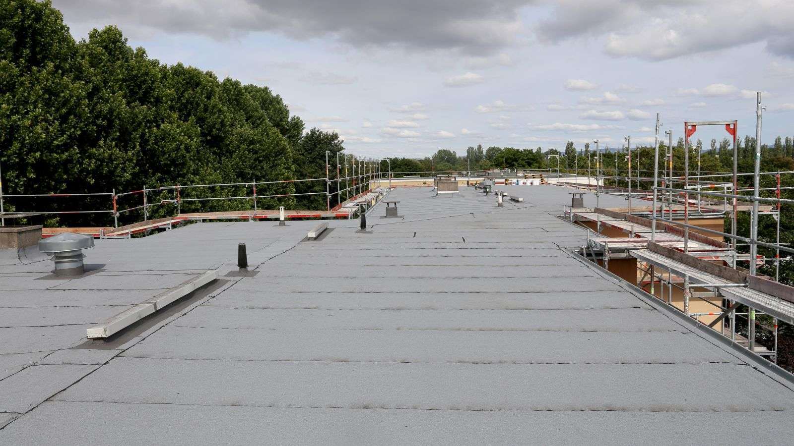 maintenance for flat roofs - bighomeprojects.com