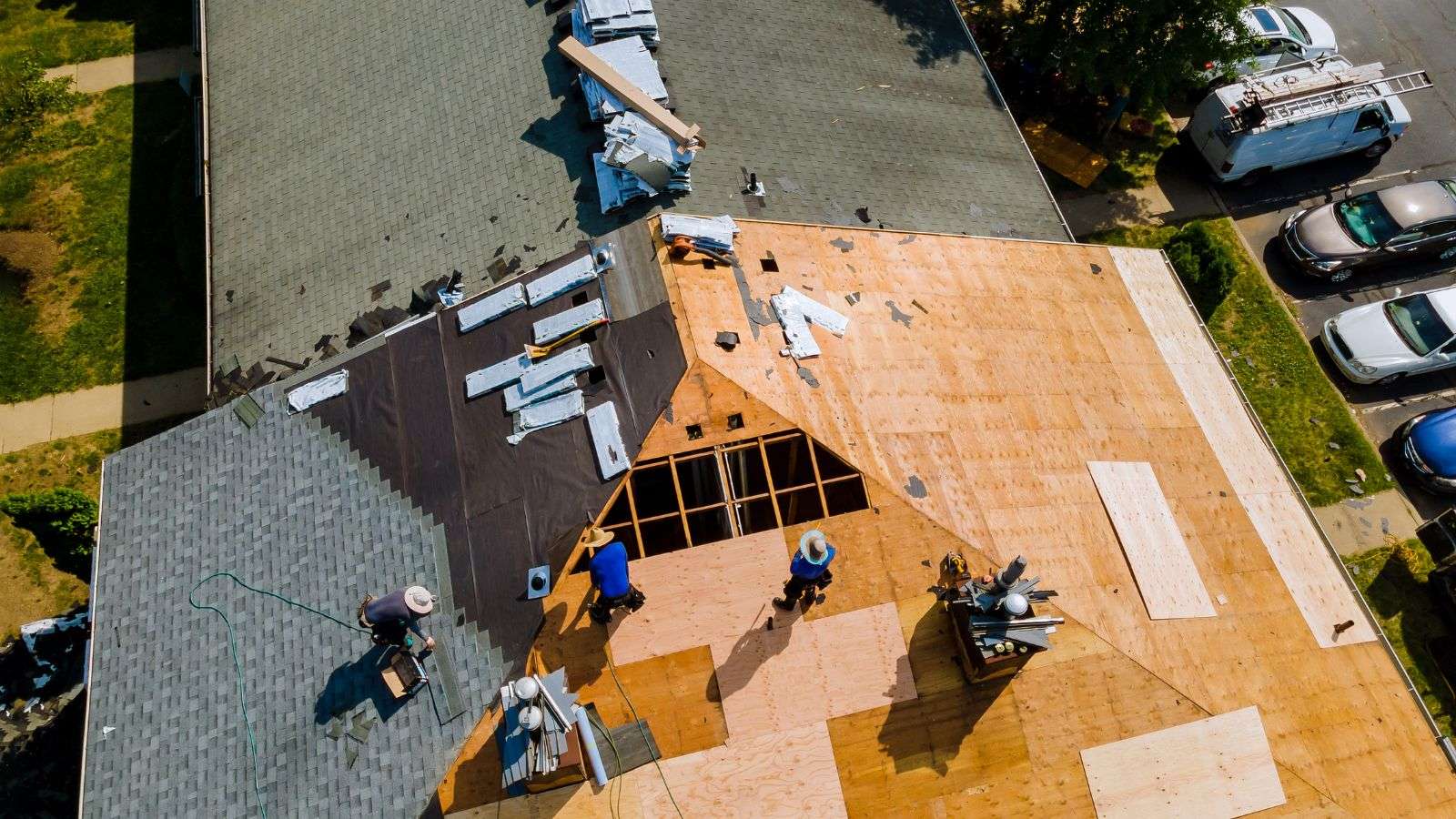 the pros and cons of multi-ply roofs - bighomeprojects.com
