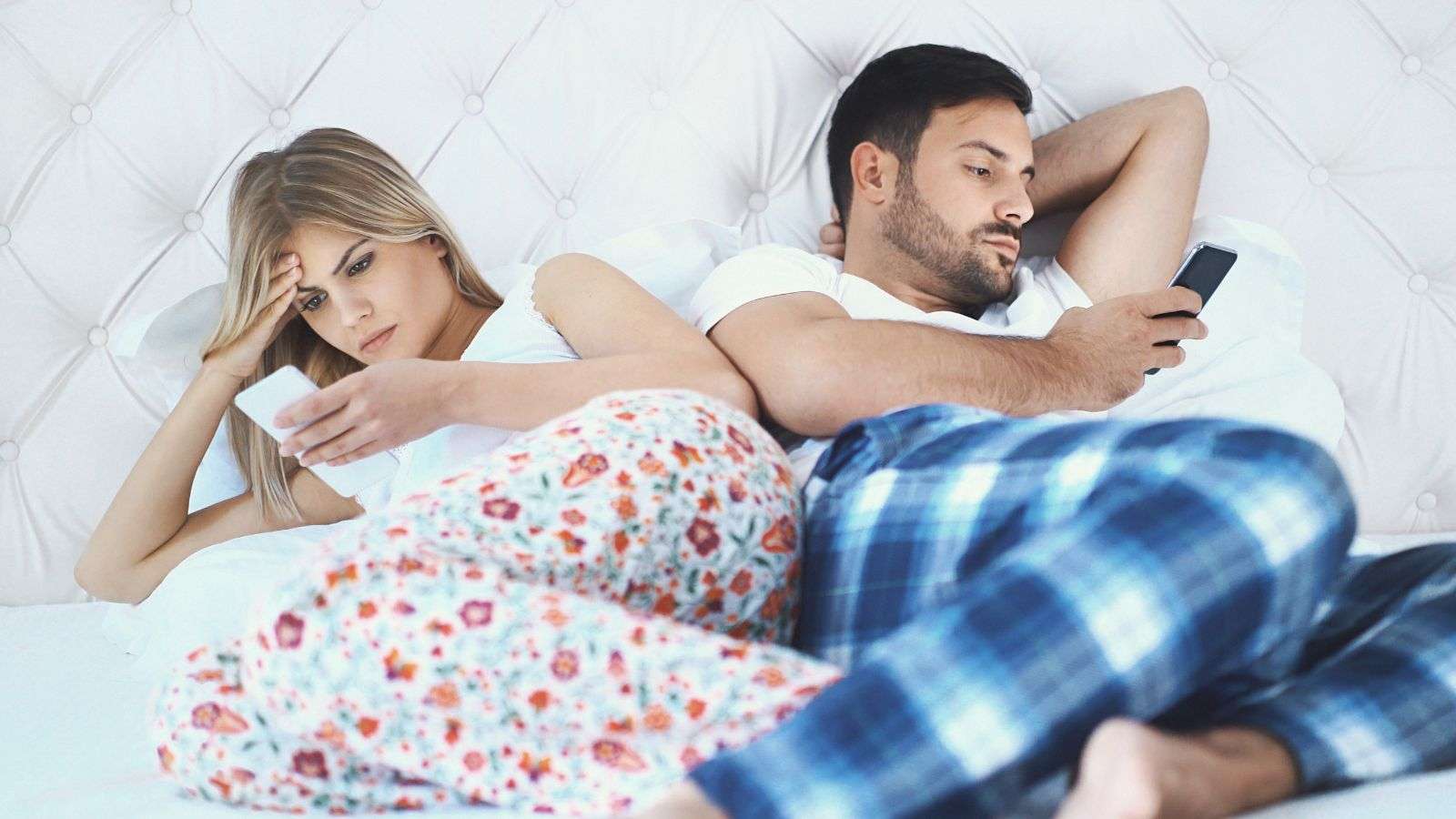Affecting Social Life Due to Roaches: 6 Encounters and Ways to Respond