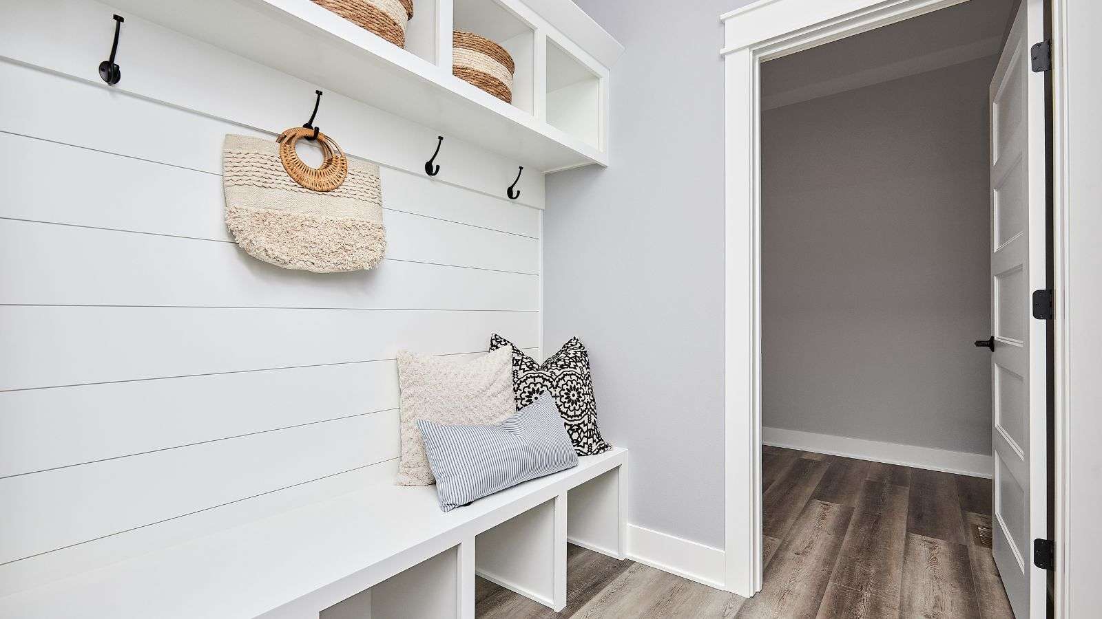 Roaches Found in Mudroom Spaces: 5 Telltale Marks