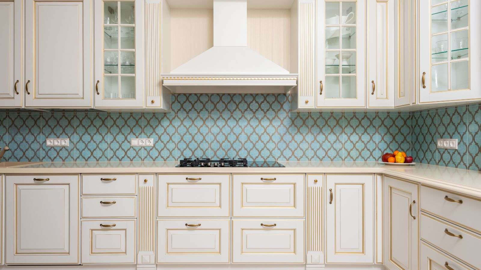 roaches in kitchen cabinets - bighomeprojects.com