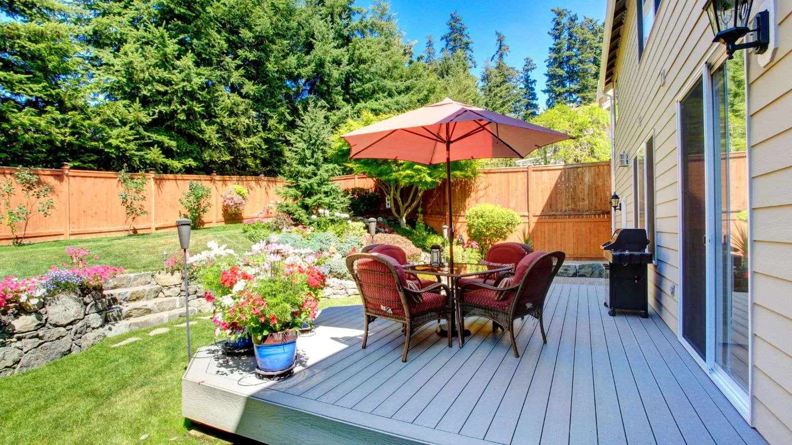 roaches in outdoor areas - bighomeprojects.com