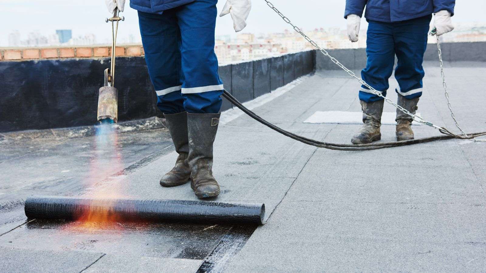 prolonging bitumen roofs - bighomeprojects.com