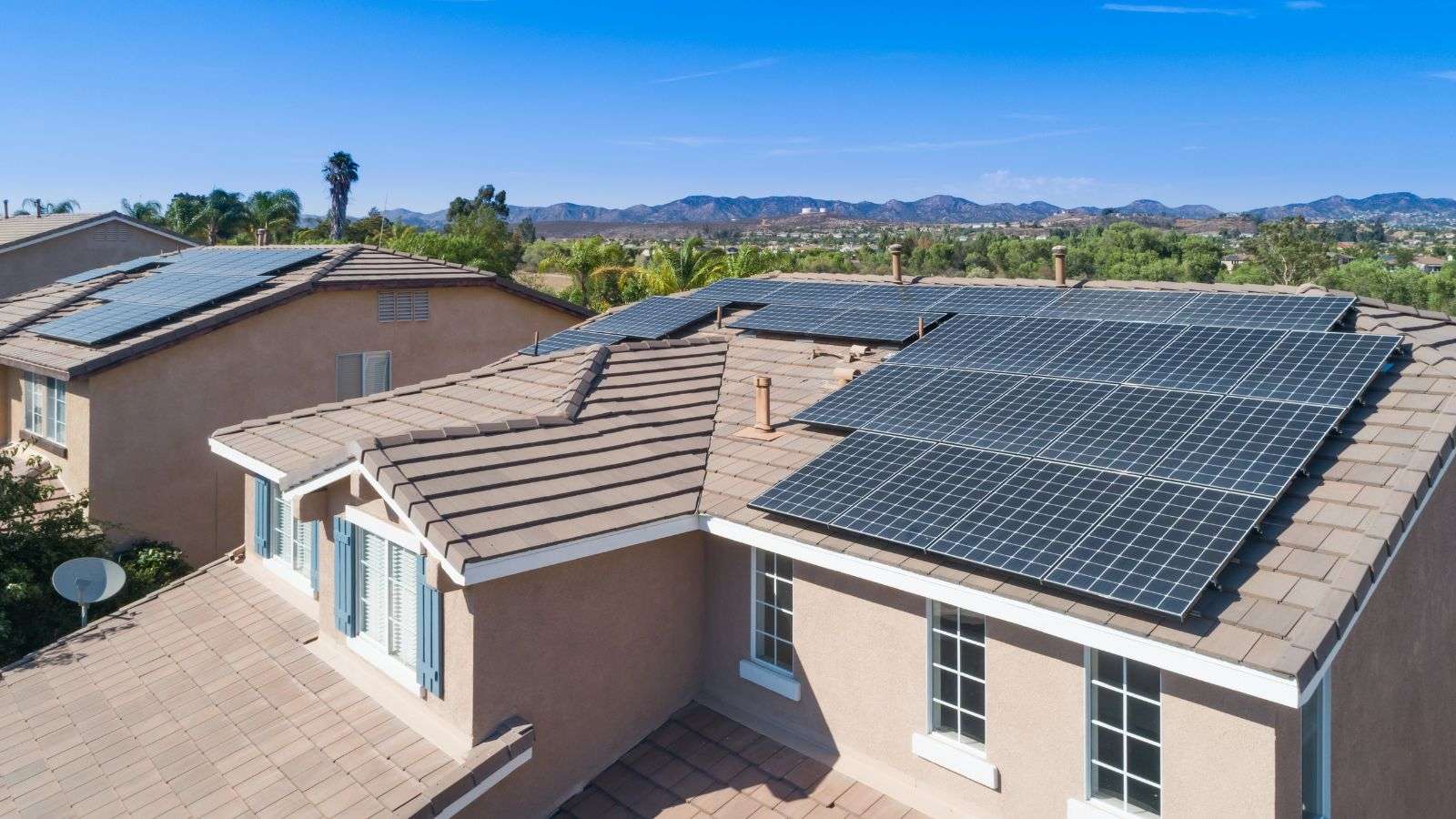 solar panel weight impact on roof - bighomeprojects.com