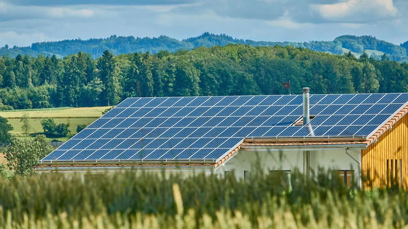 solar roof vents pros and cons - bighomeprojects.com