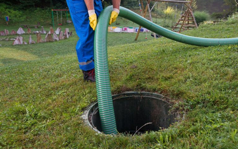 pumping out septic tank 1 768x480